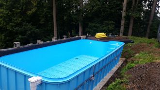 Liberec - plastový bazén do země